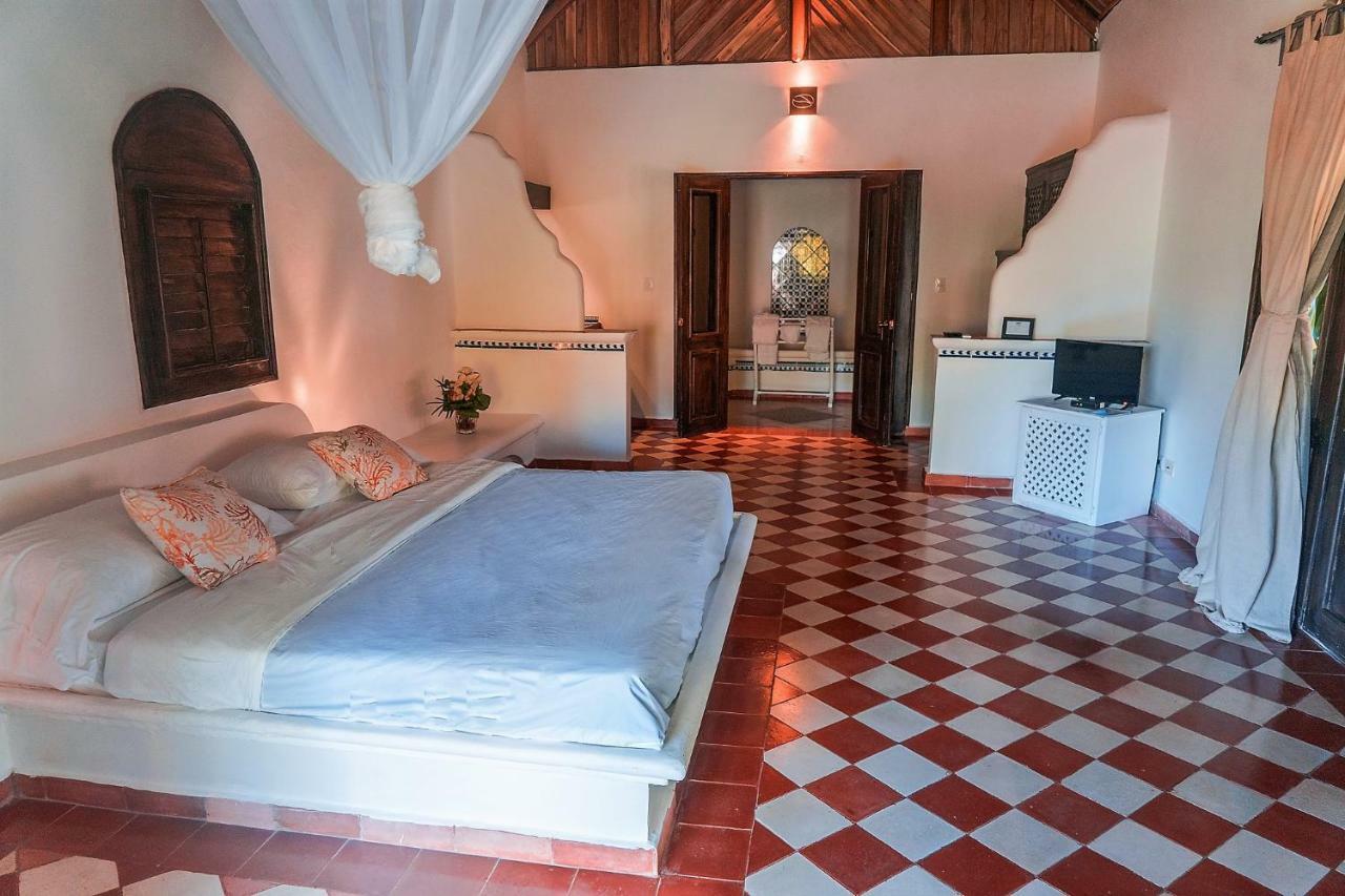 Hotel Costa Las Ballenas لاس تاريناس المظهر الخارجي الصورة